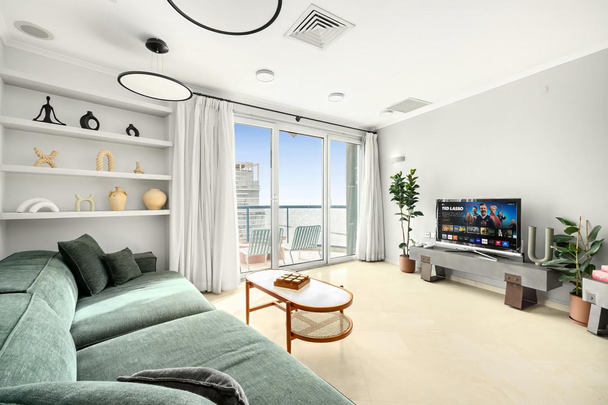 Superb Beachfront Apartments With Shelter By Sea N' Rent Tel Aviv Exterior photo